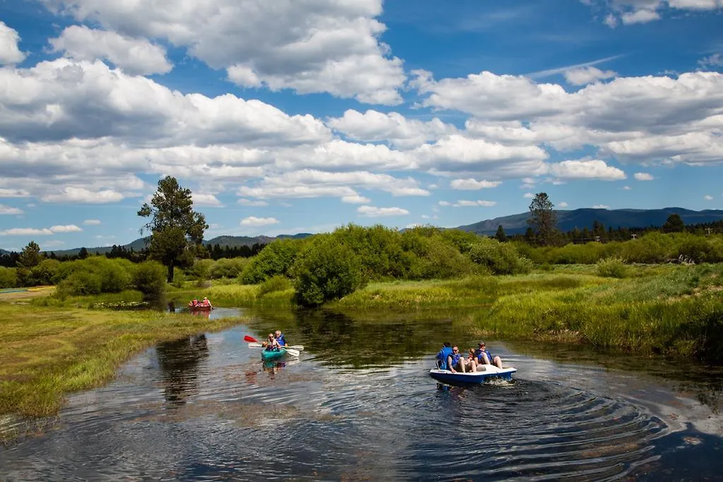 Bend-Sunriver Camping Resort Two-Bedroom Cabin 5-1