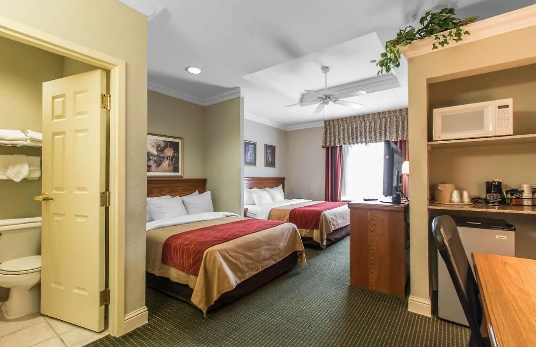 Comfort Inn At Northwest Expressway-1