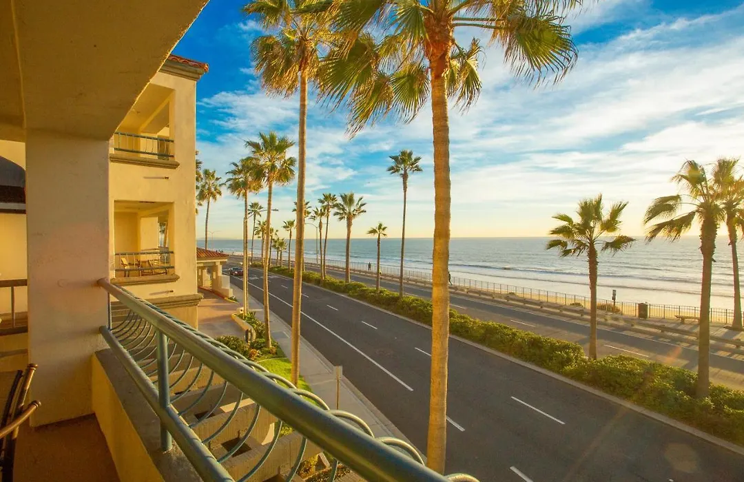 Tamarack Beach Hotel-1