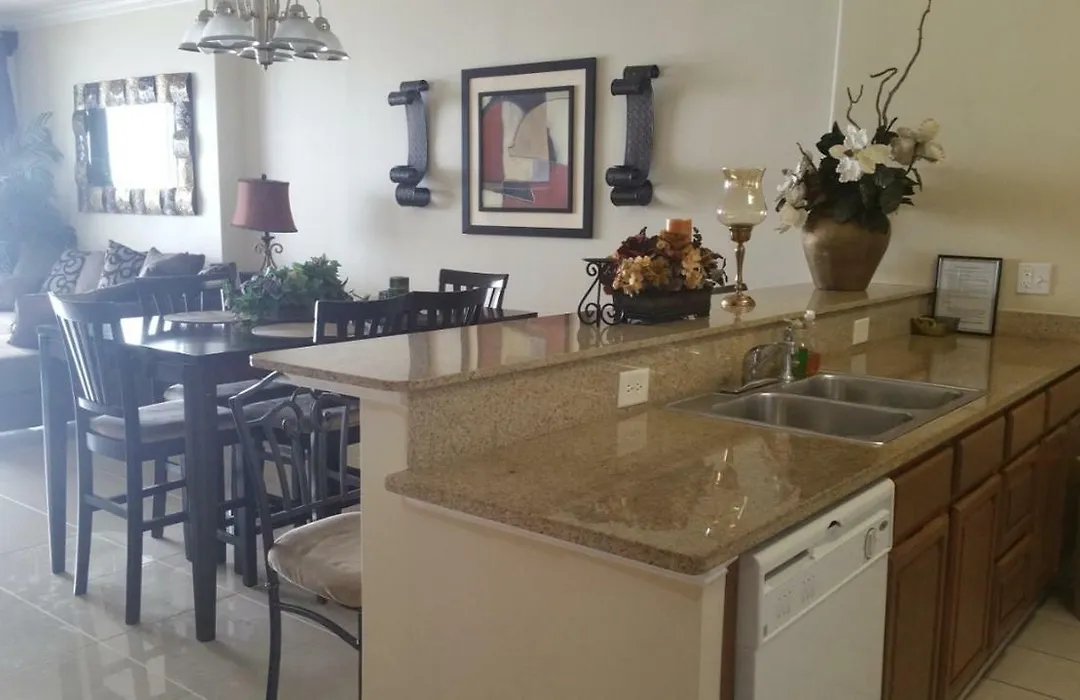 Ocean Reef 2 Bedroom/2 Bath!-1