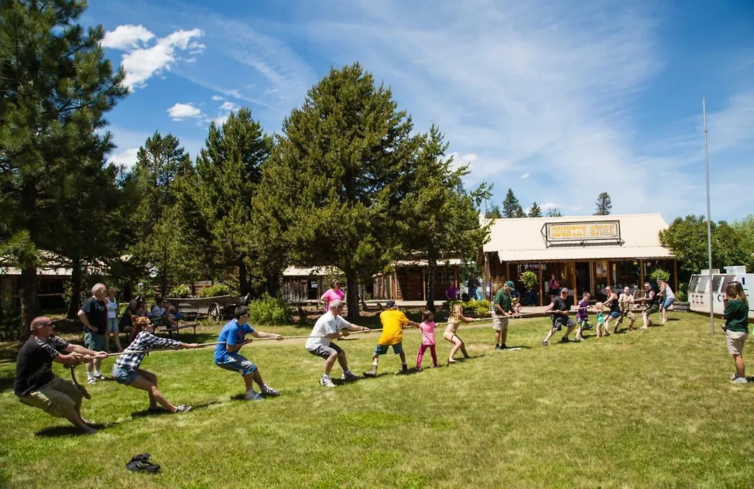 Bend-Sunriver Camping Resort Wheelchair Accessible Yurt 13-1