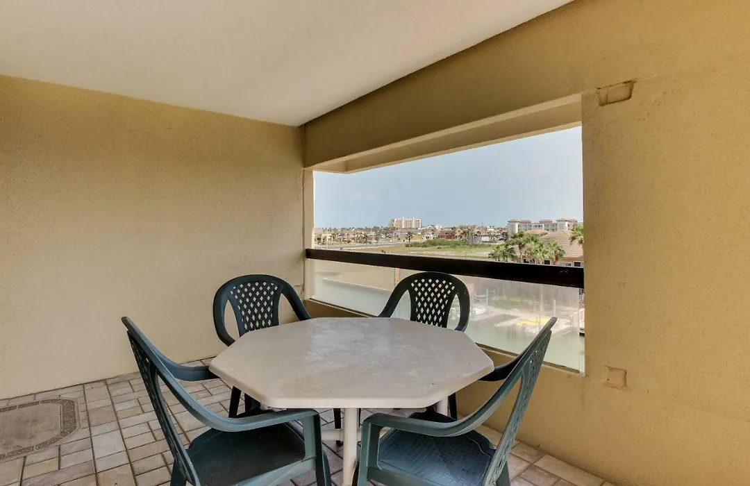 Marina Retreat-1