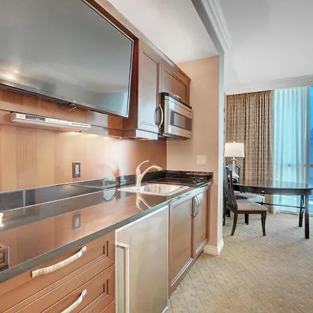 Strip View Suite At Mgm Signature-3