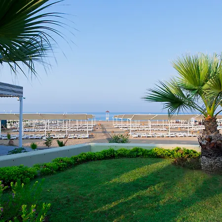 Oz Hotels Side Premium-3