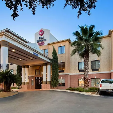 Best Western Plus Hill Country Suites-3
