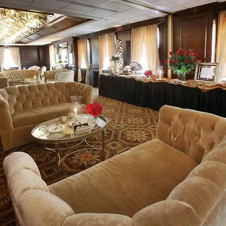The Claridge Hotel-3