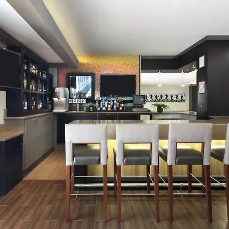 Holiday Inn Hotel & Suites Anaheim By Ihg-2