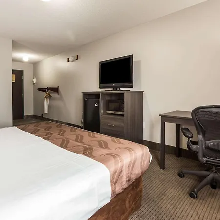 Quality Inn Clare-3