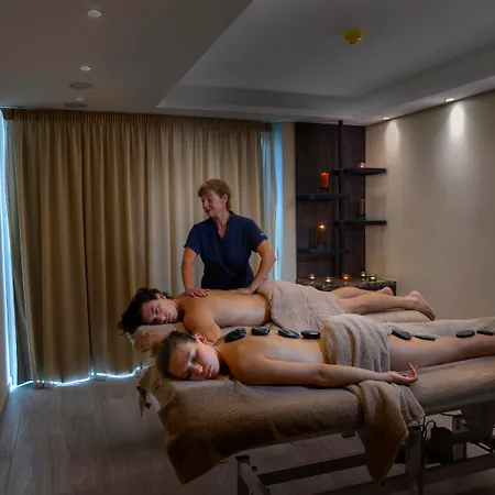 Leonardo Crystal Cove Hotel & Spa - Adults Only-2