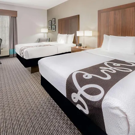 La Quinta Inn & Suites By Wyndham Fort Worth Arlington West-2