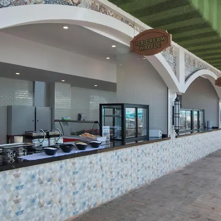 Granada Luxury Beach-3