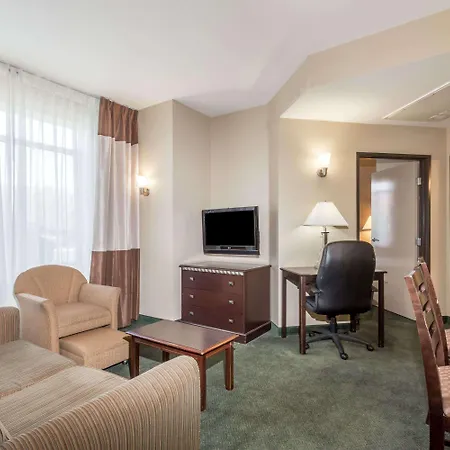 Hawthorn Suites By Wyndham Chandler-3