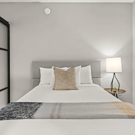 Coda On Half, A Placemakr Experience - Navy Yard-2