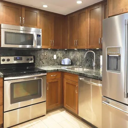 Maui Westside Presents: Whaler 420 - Best Location In Kaanapali Beach-2