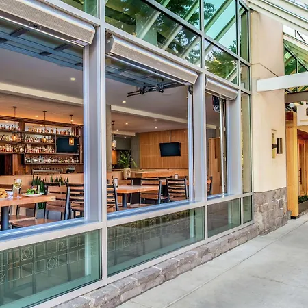 Hilton Vancouver Washington-2
