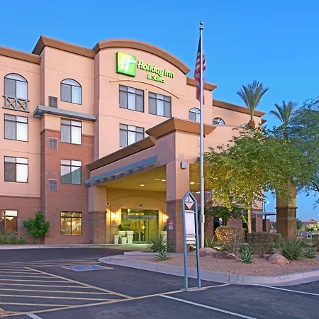 Holiday Inn & Suites Goodyear - West Phoenix Area By Ihg-2