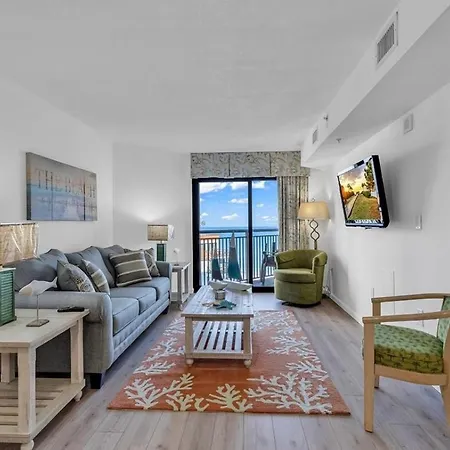 Beachfront, Spacious King Suite With Resort Access, Free Parking!-3