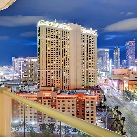 Lucky Gem Penthouse & Luxury Suites At Mgm Signature Resort, Balcony Strip View 1607-2
