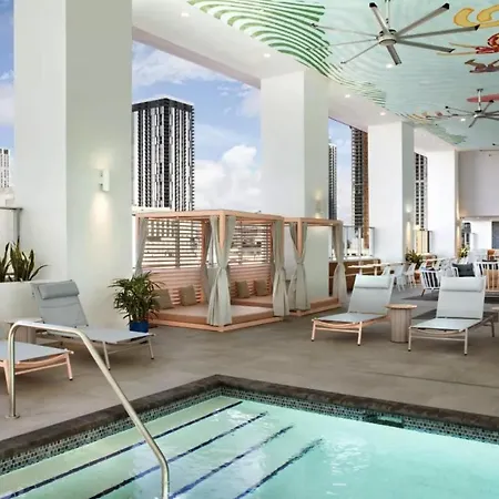 Downtown Brickell- Studio With King Bed And Queen Sofa-Bed-3