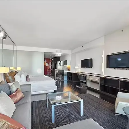Luxury Hotel Suite With Private Strip View Balcony-3