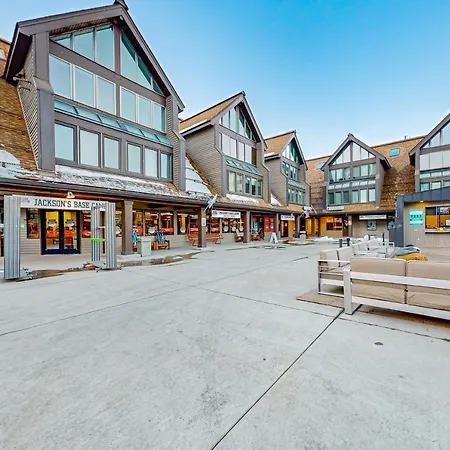 Park City Charmer-2