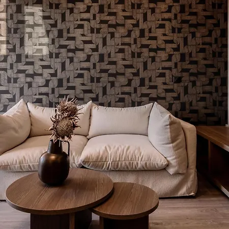 Elegance Luxury Executive Suites - Adults Only-2