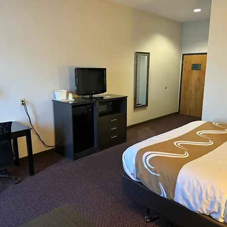 Quality Inn & Suites Hattiesburg North-2