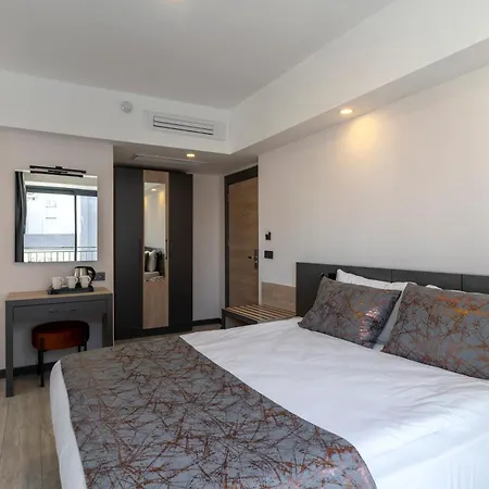 Irenic Hotel-3