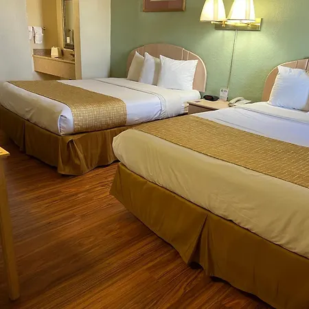 Travelodge By Wyndham Holbrook-2