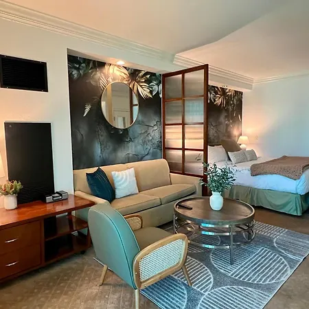 Blu Cashmere Suite * Mgm Signature 23Rd Flr W/Balcony Strip View-2
