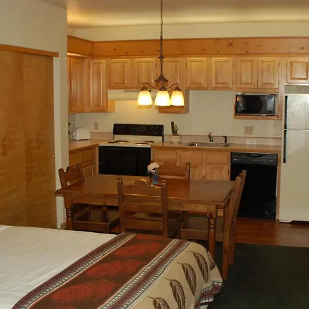 Wildwood Inn-3