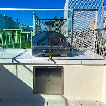 Luxury La Penthouse Prime Location Min From Hollywood And Downtown-2