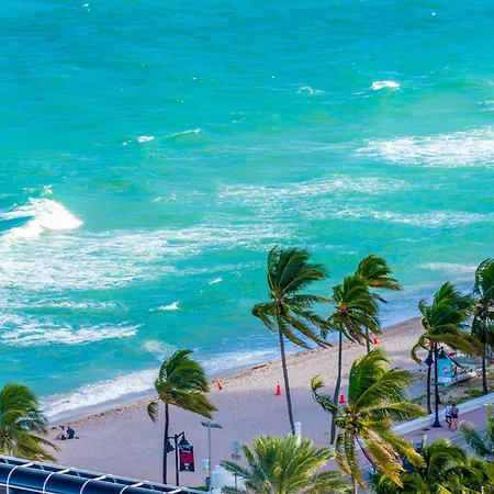 High Floor Luxury 2Br 2Ba, Sleeps 6, Resort Access - Horizon By Homestakes Stays-2