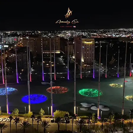 Amalz Two Bedroom Three Bathroom Balcony Suites At Mgm Signature !-2