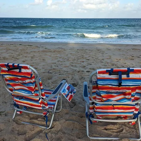Cozy Fun-Size Getaway + Pool&Spa 5 mins to Beach-2