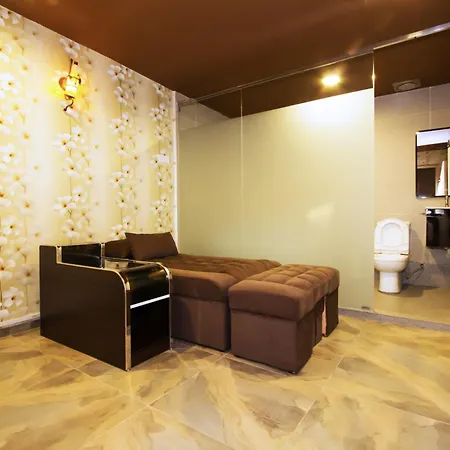 Star Romantic-3