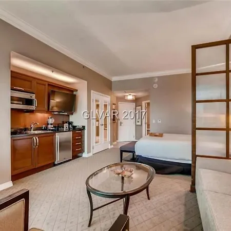 Mgm Signature Ph 30Th Floor Deluxe Studio Apartment Strip Facing With Balcony-3