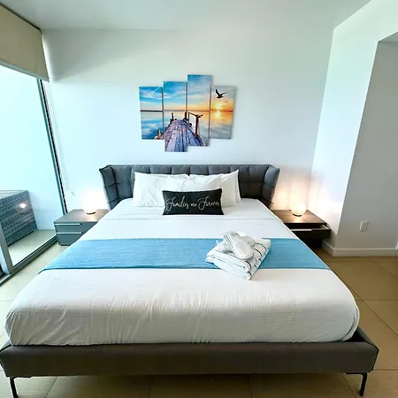 Monte Carlo Suites In Miami Beach-2