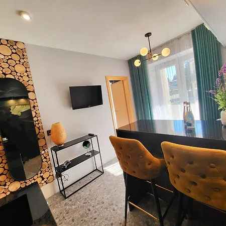 Oskar Apartamenty w Jastrzębiej Górze z Jacuzzi i Saunami-3