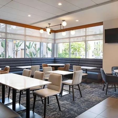Hyatt Place At Anaheim Resort / Convention Center-3