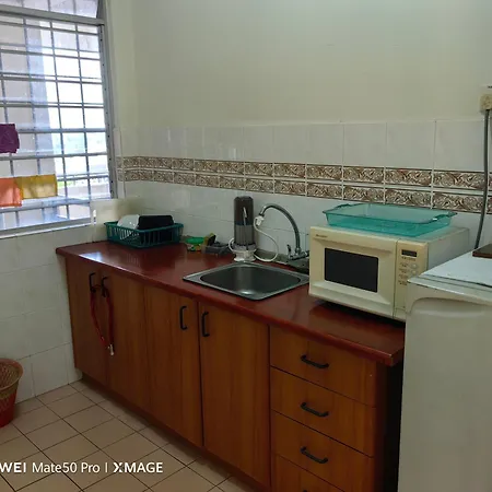Leisure Homestay Glory Beach-3