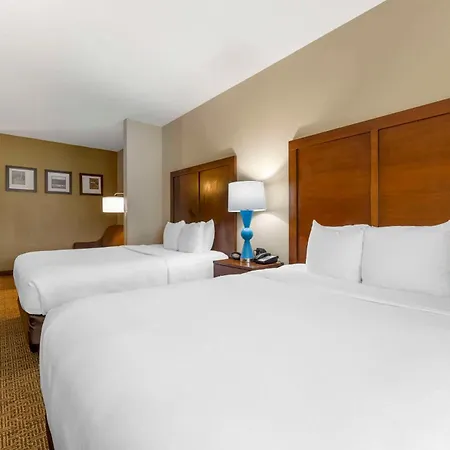 Comfort Suites Near Vancouver Mall-2