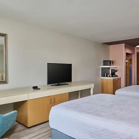 Hilton Garden Inn Anchorage-3