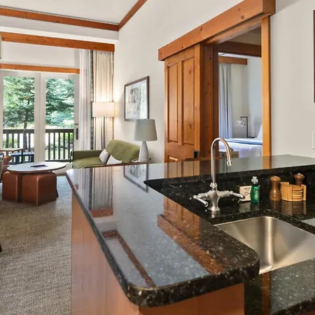 1124 One Bedroom- Lodge At Spruce Peak - Stowe Mt Resort - Sleeps 4-3