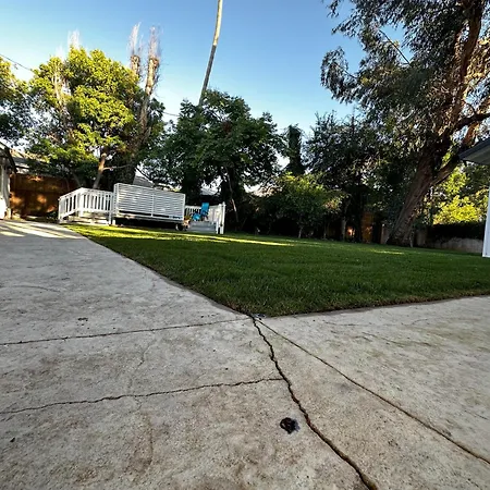 Bungalow #1 And Bungalow #2 One Price-West La Location-3
