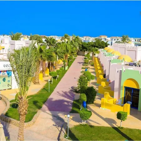 Mirage Bay Resort& Aqua Park-3