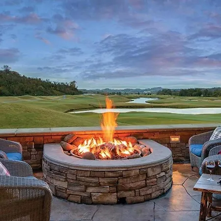 Great Smokies Lodge Sevierville By Hellovacay-2