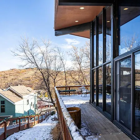 Ski In And Out, Short Walk Or Drive To Ski And Bike Access, Private Hot Tub, Sleeps 6-2
