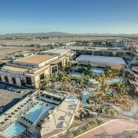 Classic Suite Mgm Signature 25Th Flr Pool View-3