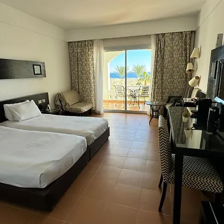 Apartment In Coral Private Sultan-2